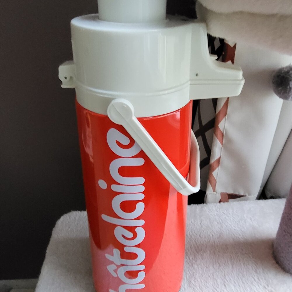 Vintage Chatelaine Coffee Thermos Air Pump Vacuum Insulated GUC SEE PICTURES